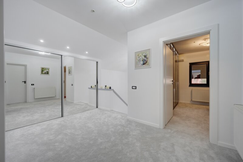 Drumul Taberei - Ghencea - str Maracineni  - piscina Comision 0