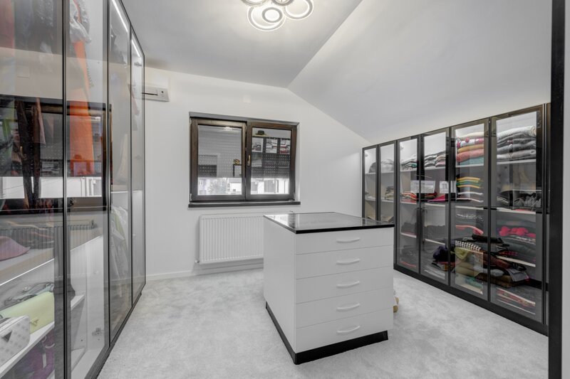 Drumul Taberei - Ghencea - str Maracineni  - piscina Comision 0